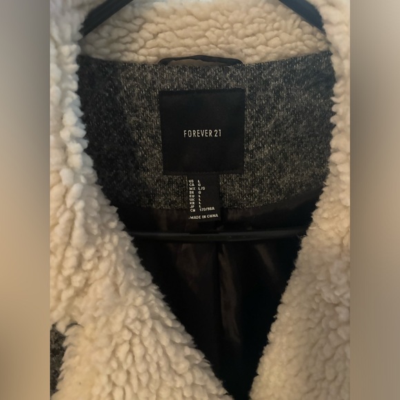 Stylish Grey Jacket - Picture 5 of 6